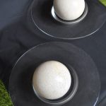 Schalen van glas met 2 ballen, decoratie