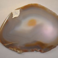Gepolijste natuurstenen schijf (nr. 2)