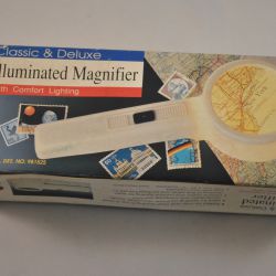 Loupelamp (Illuminated Magnifier, Classic & Deluxe)