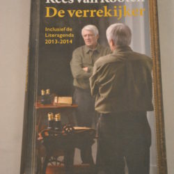 boek: De verrekijker, Kees van kooten