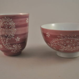 Beker en kom (lila-kleur)