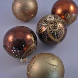 5 kerstballen (goud/bruin)
