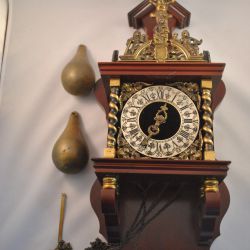 Wandklok (stoeltjesklok)