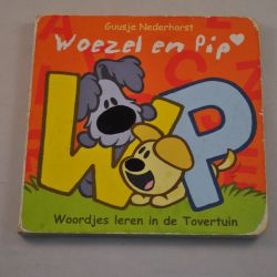 Woezel en Pip - Woordjes leren in de tovertuin - Guusje Nederhorst