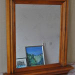 Spiegel, houten lijstwerk, klassiek model