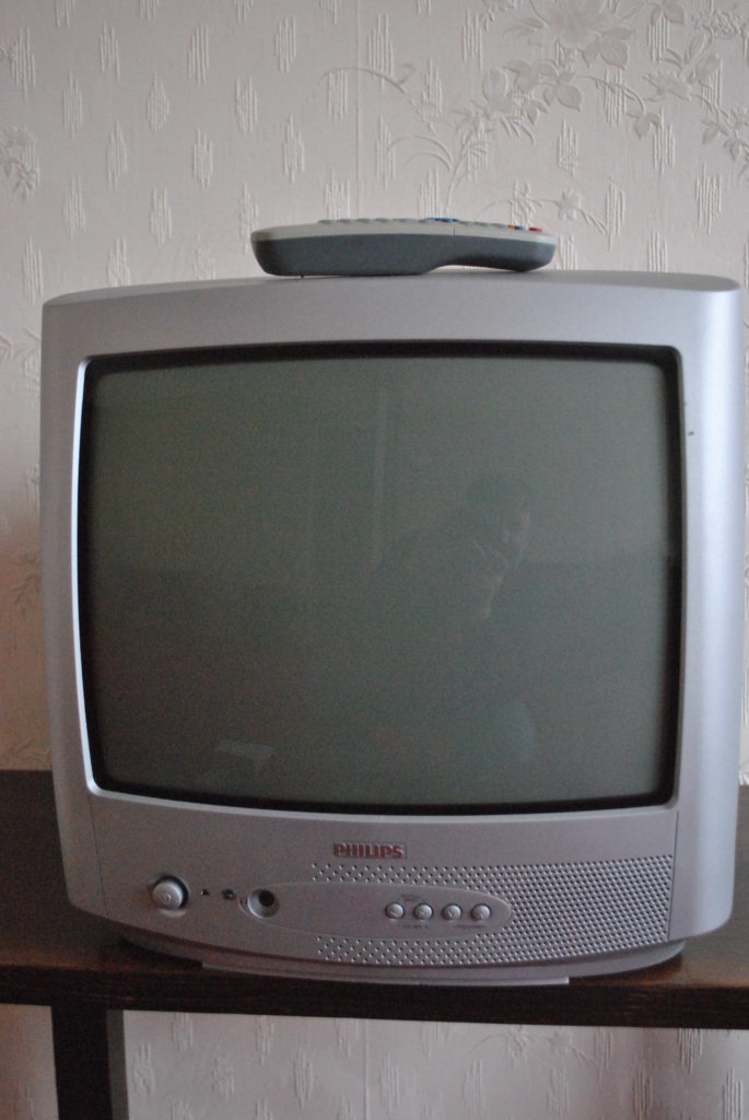 Aanpassing Niet genoeg Slepen Tv, Philips, klein model - Eersteklas Tweedehands