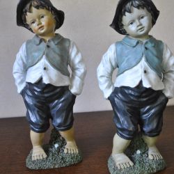 Beeld van jongen (2 ex)