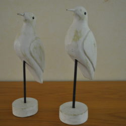 2 duiven (hout/metaal)