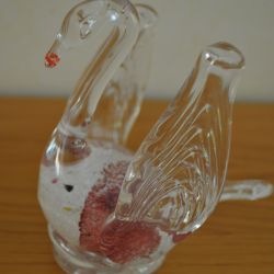 Zwaan, glas (helder met wit en rose)