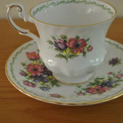Kop en schotel, Queens, Rosina China Co Ltd