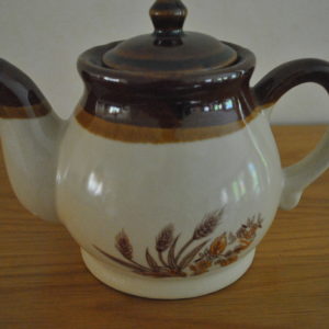 Theepot, aardewerk