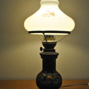 Tafellamp, electrisch, model "olie"-lamp