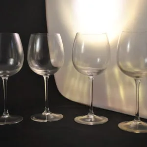 4 wijglazen, kristal