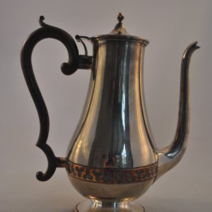 Koffiepot, metaal met bakeliet
