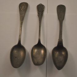 3 antieke tinnen lepels