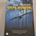 Nele Neuhaus: Diepe wonden
