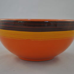 kom (oranje/geel/bruin, aardewerk)