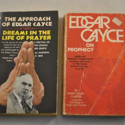 2 boeken over Edgar Cayce