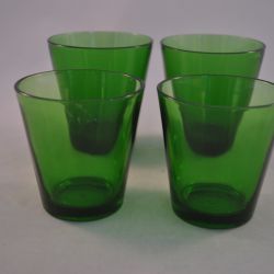 4 groene glazen (2 afmetingen)