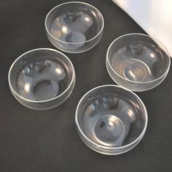 4 glazen schaaltjes/coupes