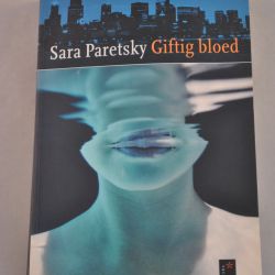 Sara Paretsky: Giftig bloed (thriller)