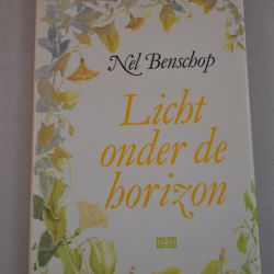 Nel Benschop: Licht onder de horizon