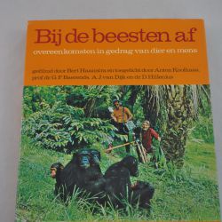 D. Hillenius e.a.: Bij de beesten af (n.a.v. Bert Haanstra's film)