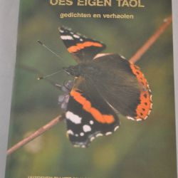 Oes eigen taol (gedichten en verhaolen)