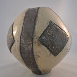 vaas, keramiek ("bol"vormig)