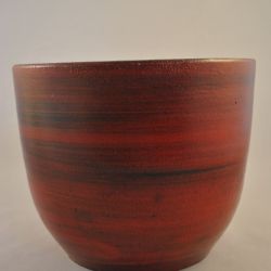 Bloempot, roodbruin m. zwart (keramiek)