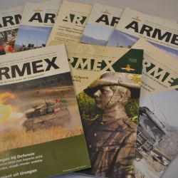 8 ex. van Armex (onafhankelijk defensiemagazine)