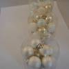 30 witte kerstballen