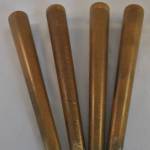4 tafelpootjes (hout met schroefdraad) 33cm