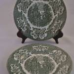 2 bordjes, groen (E.I.T. made in England)