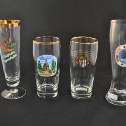 4 verschillende (bier)glazen met een afbeelding