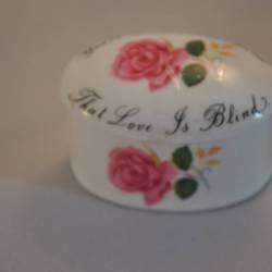 Pillendoosje "Floral" (Royal Adderley)