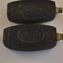 2 oude bromfiets-trappers (Marko)