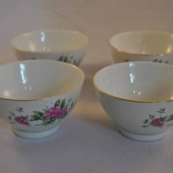 4 kommetjes (Made in China)