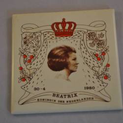 Herdenkingstegel Beatrix 30-4-1980