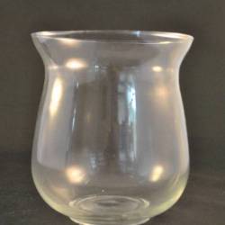 Glazen vaas, hoog 15 cm, diam. 13 cm