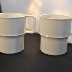 2 kunststof bekers (Mepal)