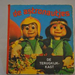 De Astronautjes: De terugkijk-kast