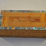 Houten kistje, met inlegwerk