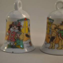 2 porseleinen belletjes (met kleurrijke afbeeldingen