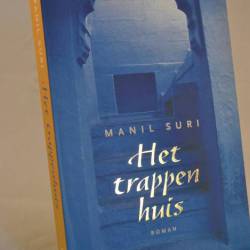 Manil Suri: Het trappenhuis (roman)