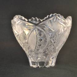 Kom van bleikristall, geslepen, 14 cm