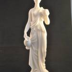 Vrouwenfiguur (speksteen)