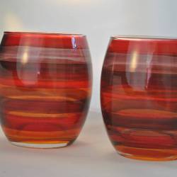 2 waxinelichthouders (rood glas)