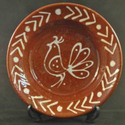 Schaaltje van bruin aardewerk (afbeelding "haan")