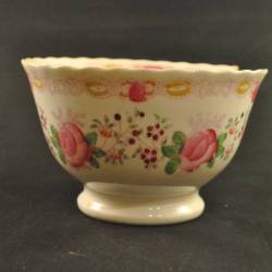 kommmetje ("rozen") 14,5 cm (beschadigd)